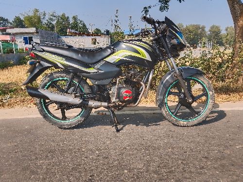 গাড়ি Running ও আছে বর্তমানে নিজে Use করা ওর ,,,,,ওখান
