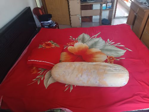 Malasian wood. Vitore segun kath. Condition new. With jajim. Jajim