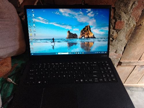 ল্যাপটপ বিক্রি করা হবে। #usedlaptop ল্যাপটপ টি 14 মাস ব্যবহার