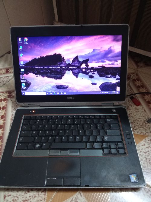 Only per day rental laptop 300/-