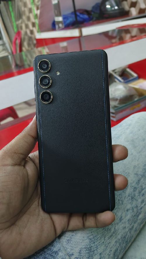 Samsung galaxy f55 15 din old good condition 5 g