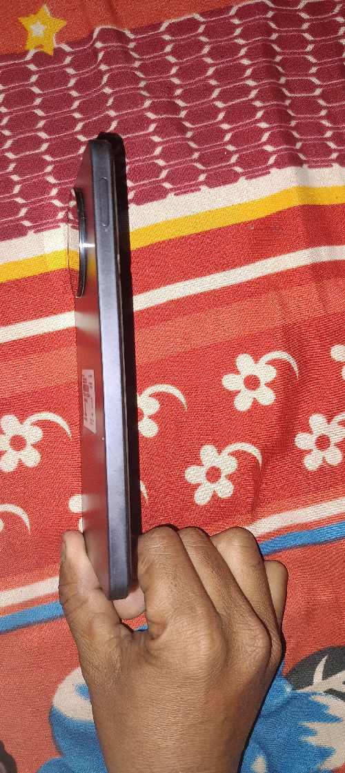 One hand mobile good condition