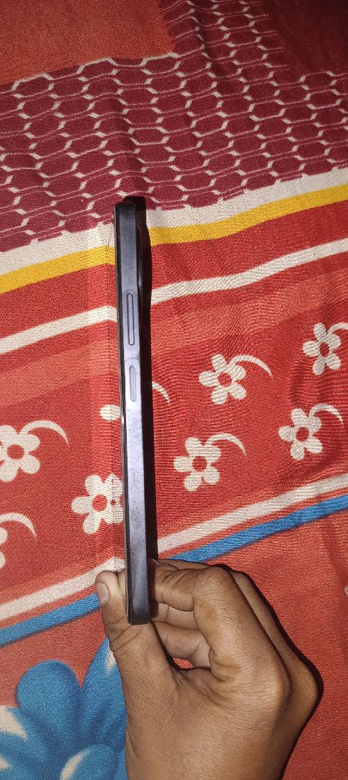 One hand mobile good condition