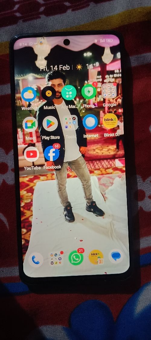 One hand mobile good condition