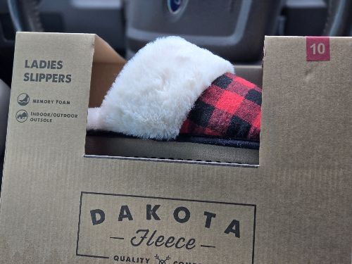 Dakota Fleece size 9.5