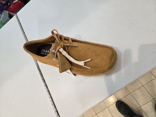 Wallabees Clarks size 11