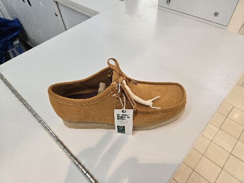 Wallabees Clarks size 11