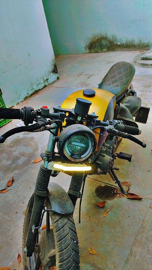 Xzs yamaha bike phone number 9030803328