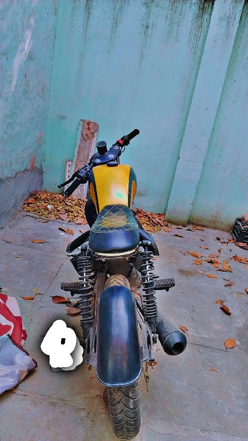 Xzs yamaha bike phone number 9030803328