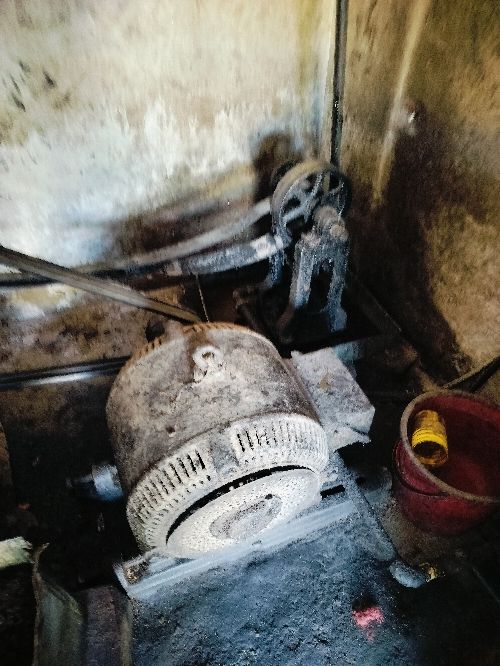 Oil Expaler machine 9 volt (5.5) 25 HP motor +