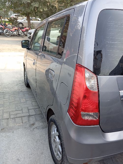 Suzuki Wagon R VXL good condition alloys rims original Document