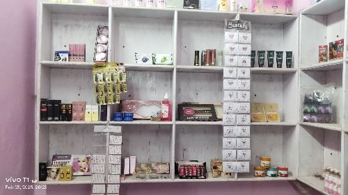 Fresh pcs 1 beauty counter , 2 rek , selling