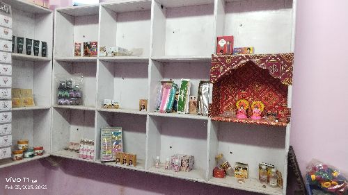 Fresh pcs 1 beauty counter , 2 rek , selling
