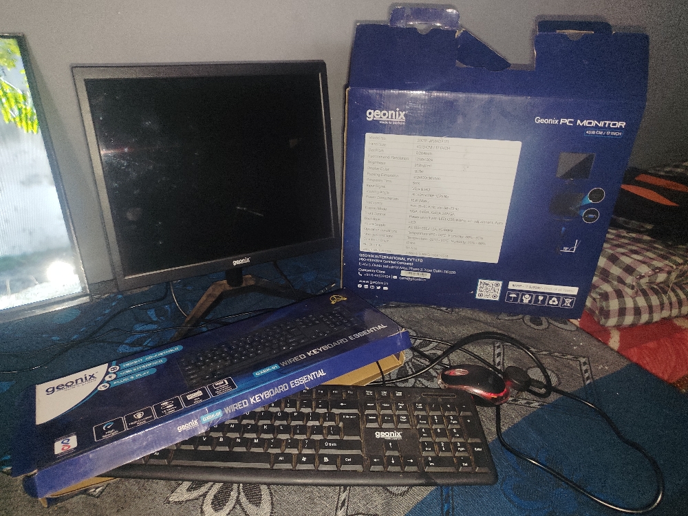 Geonix monitor keyboard and mouse