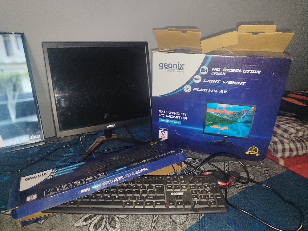 Geonix monitor keyboard and mouse