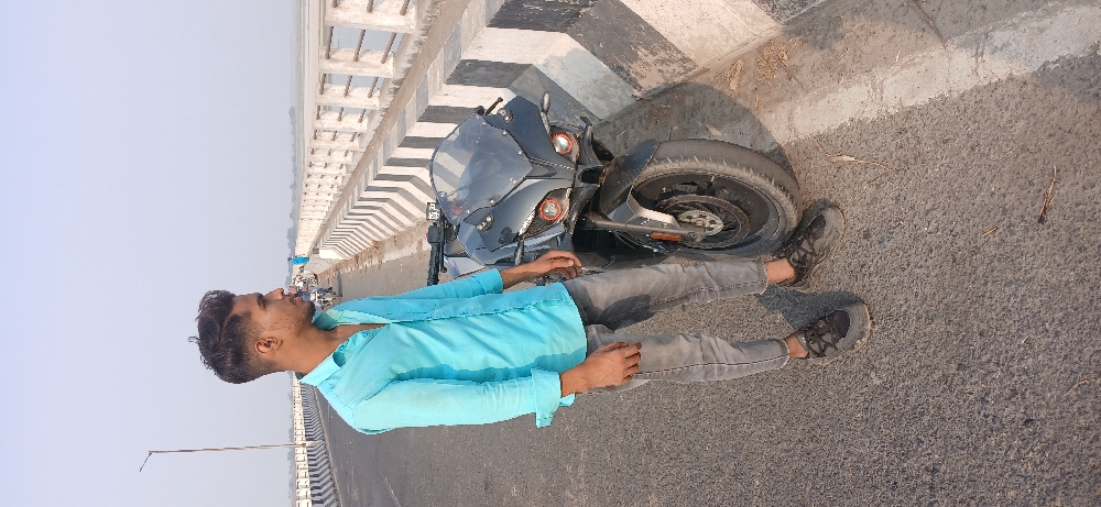 Bajaj pulsar rs200 mobile number..8604056277