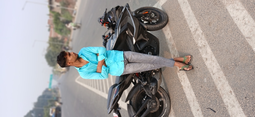 Bajaj pulsar rs200 mobile number..8604056277