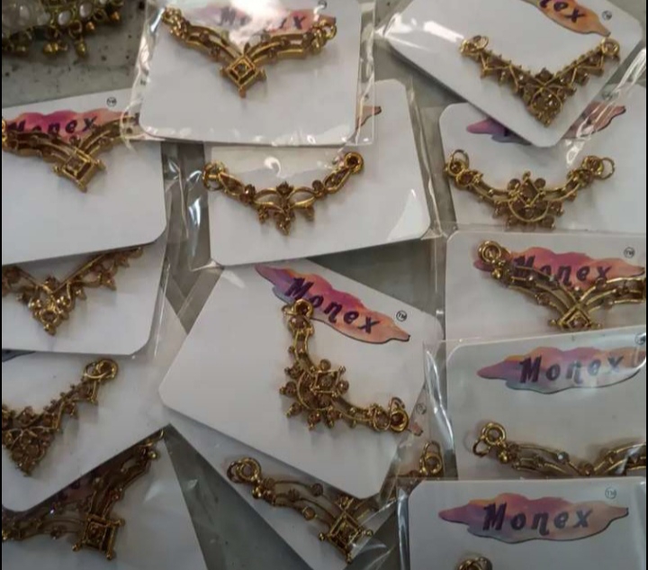 Jewellery Shop ka saman