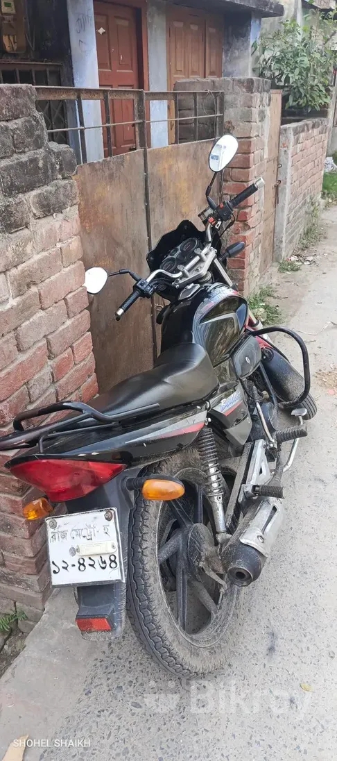 ফাউন্ডেশন খুবই ভালো পছন্দ করে নিতে পারেন ইনশাল্লাহ ঠকবেন না