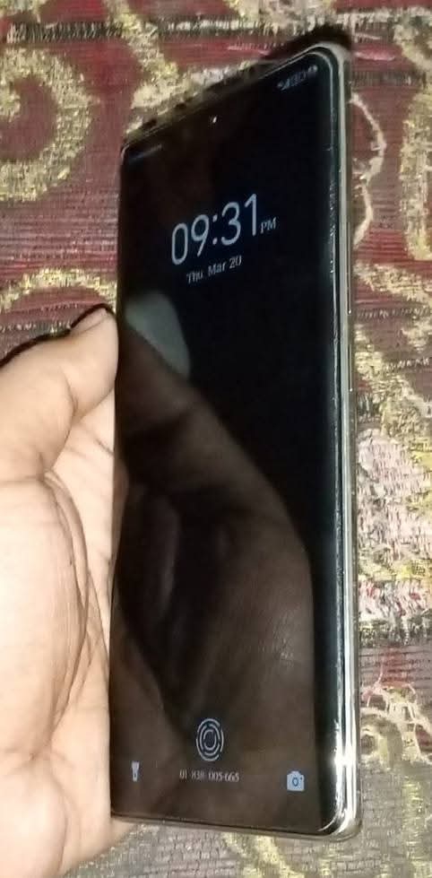 আসসালামুয়ালাইকুম আমার ফোনটা বিক্রি করতে চাই Tecno Spark 20 pro