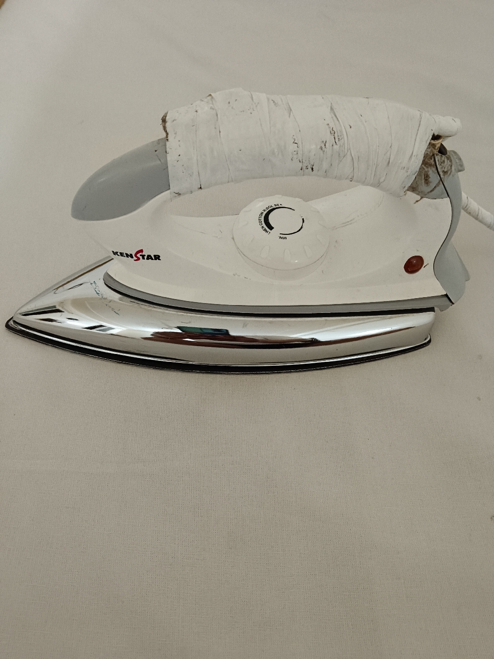Kenstar automatic iron good condition