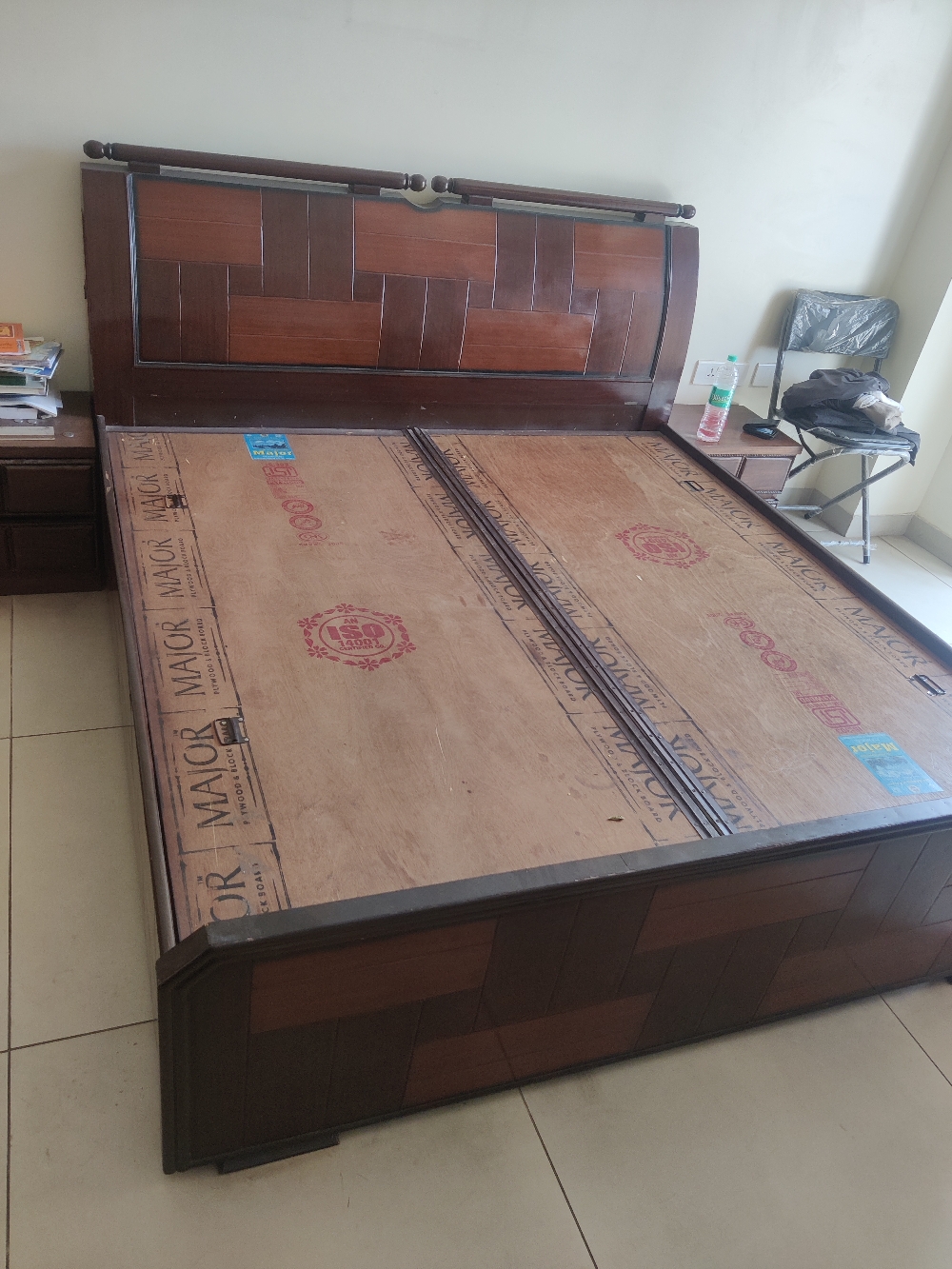 King size bed
