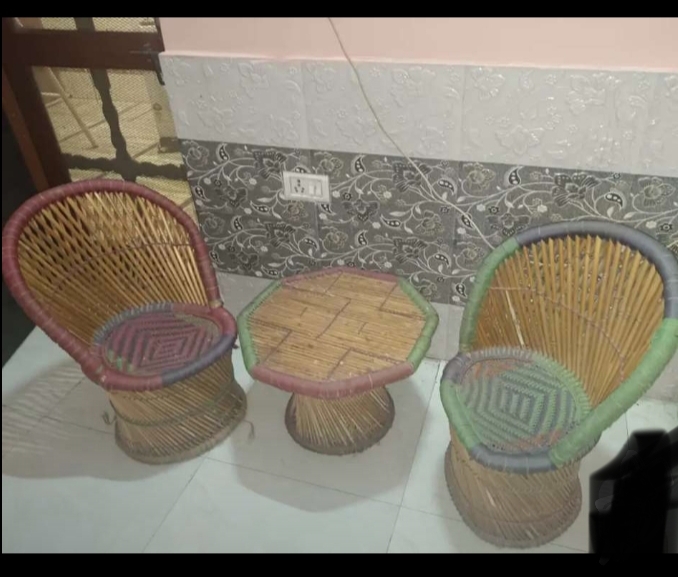 for sale in bahadurgarh sofa is made of sagwan ,