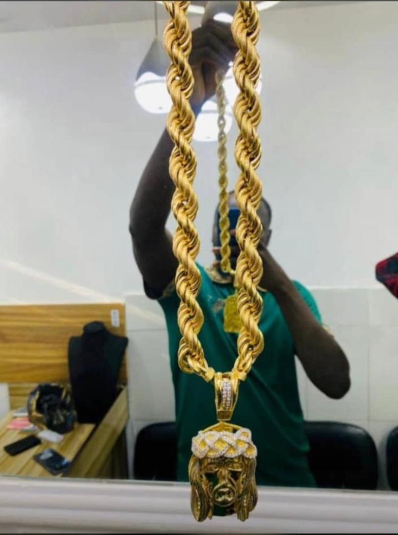 Pure Gold 750 Italy 18karat