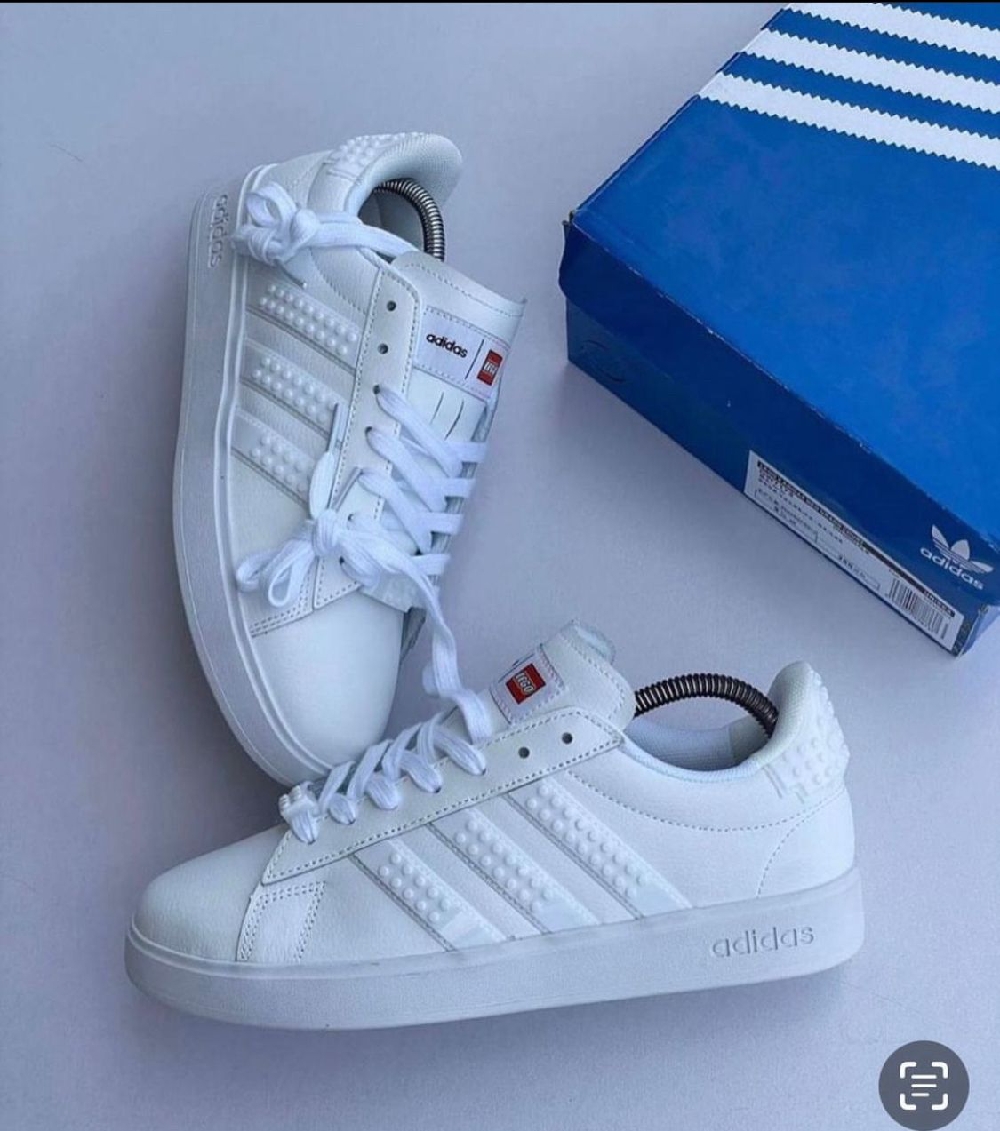 Sapatilha Adidas Faça já a sua encomenda