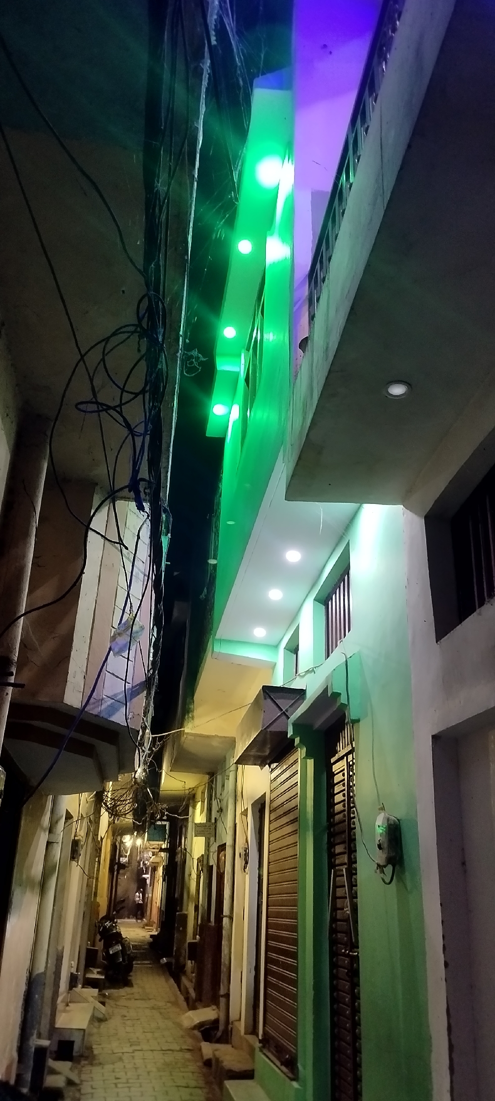 Hause m.9012257748