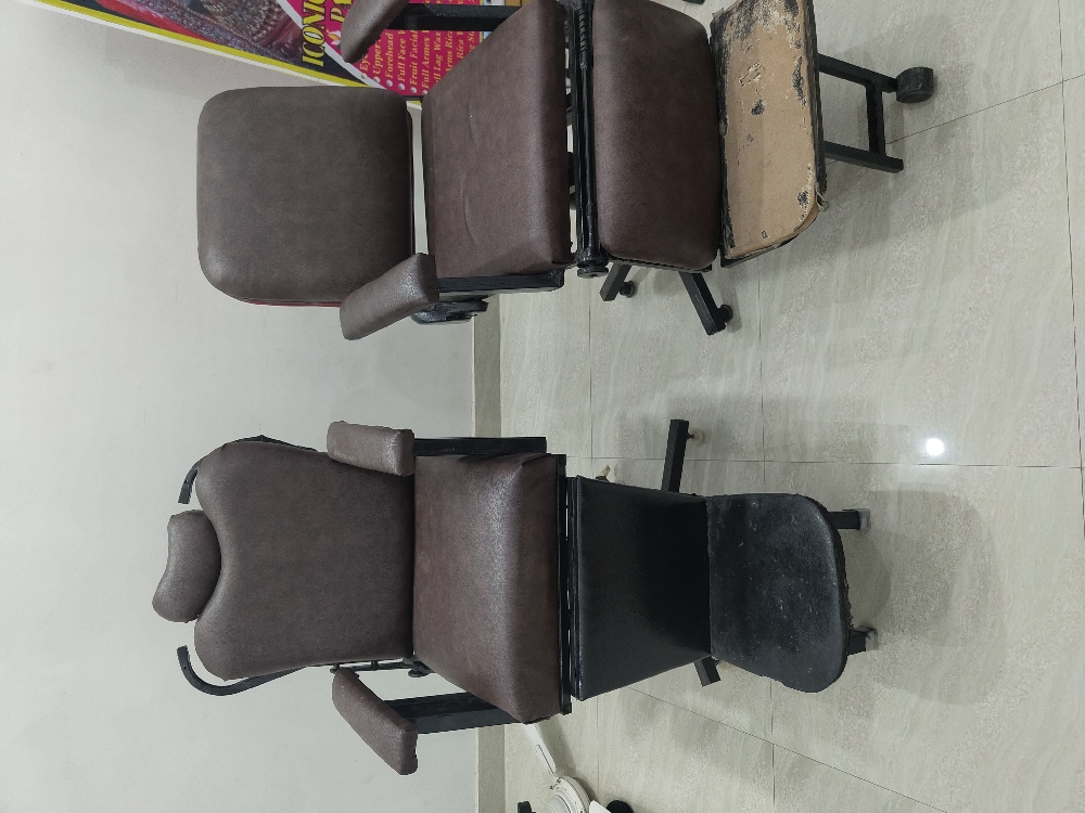 Salon chair new condition