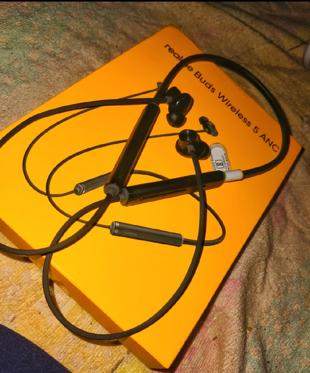 Realme wireless 5 ANC neckband
