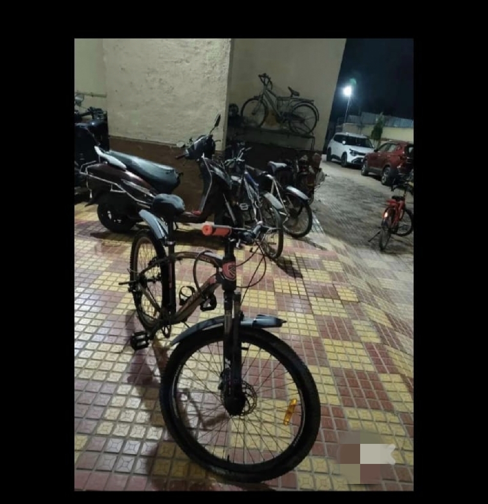 Old cycle modal name kisboss
