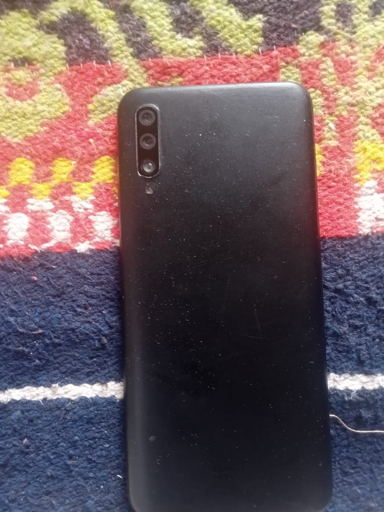 Samsung a50 4..64