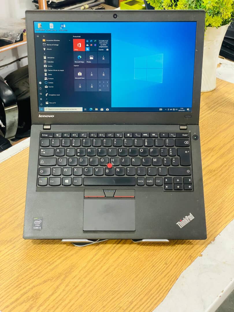 *Lenovo Thinkpad T430s corei5 vpro très rapide et très performant*