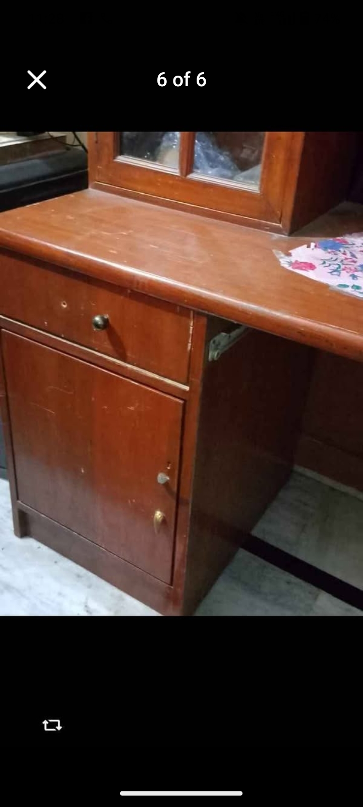 Computer table