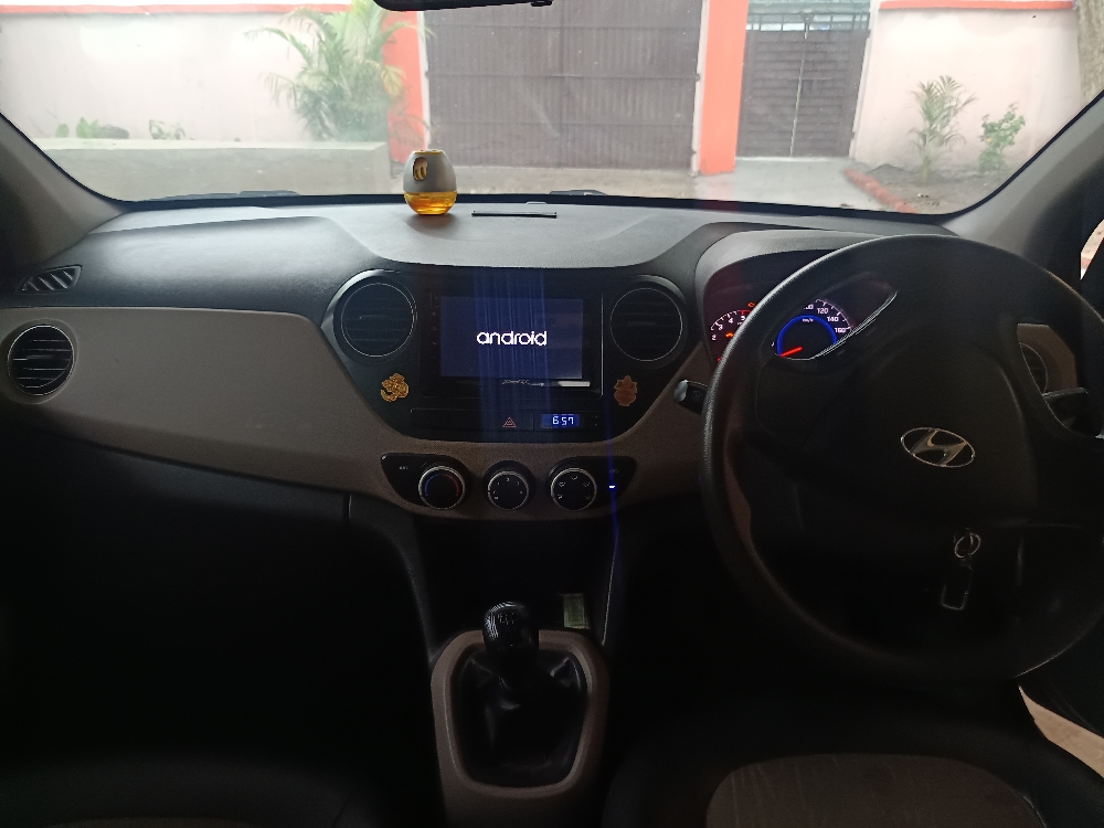 Dealer don't call me Hundai i10.model 2016, diesel , well