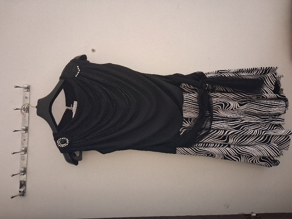 Black dress perfect for party like new