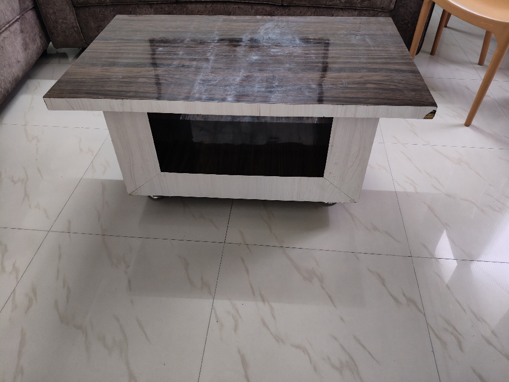 Centre table