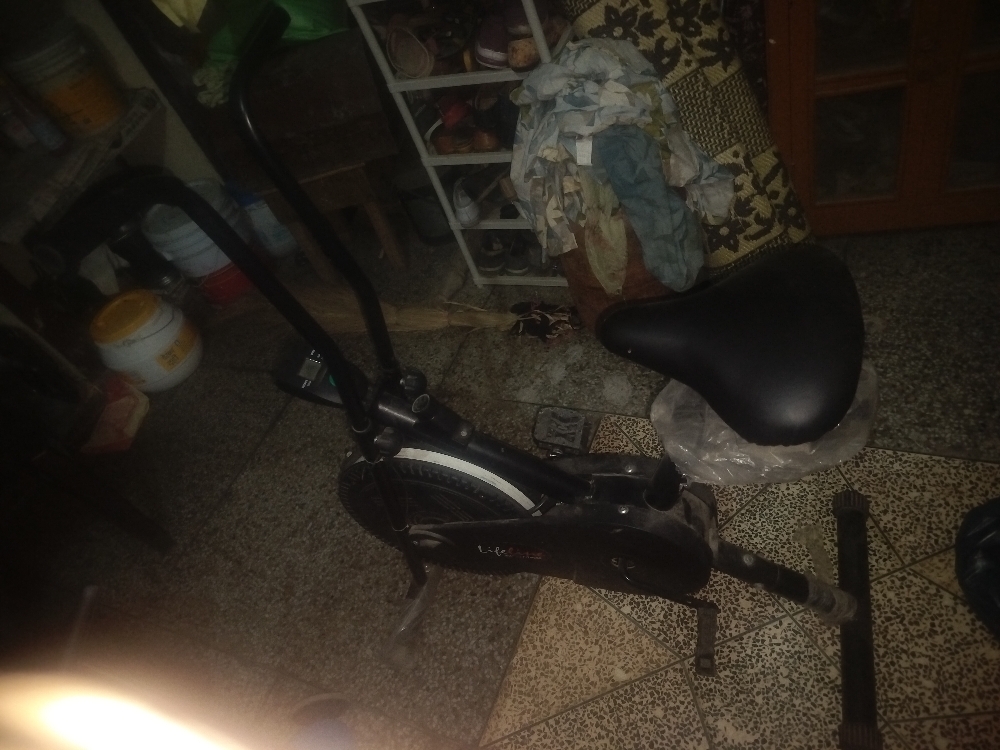 Jim cycle new one only use one week With speed