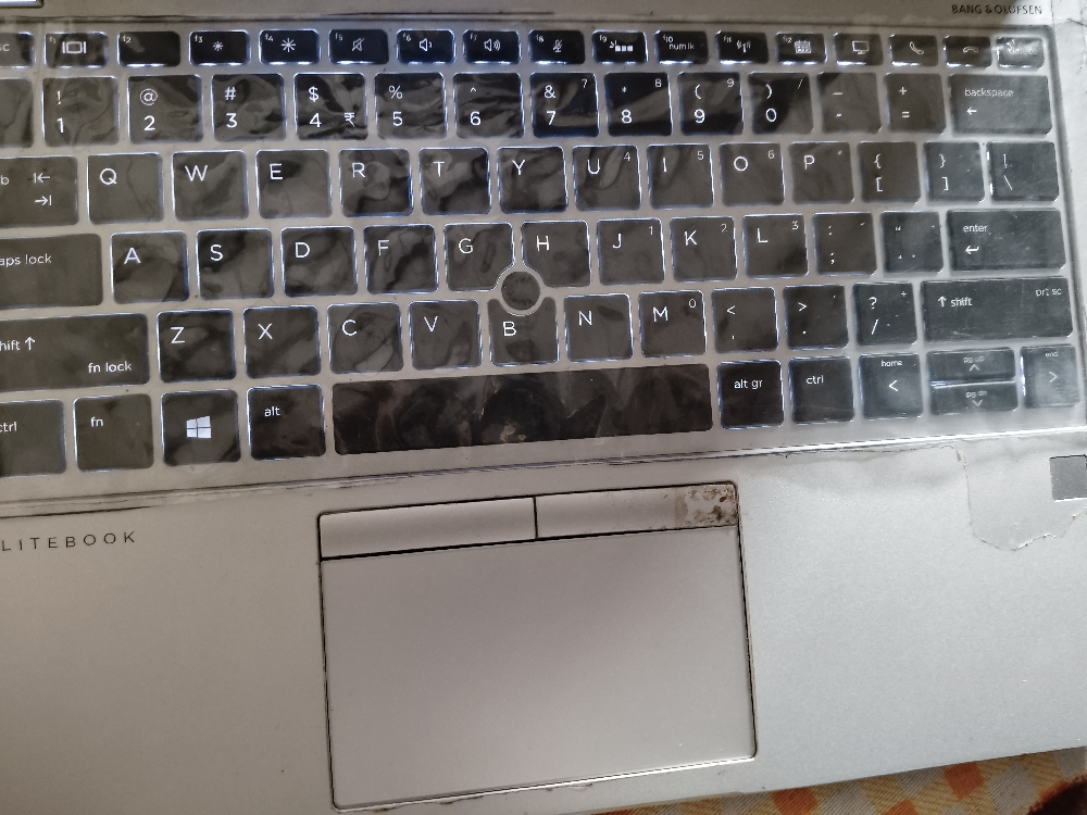 HP ELITE BOOK 830G5 15 8th generation 256 GB SSD