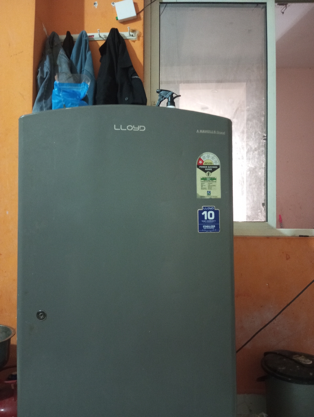 Brand new fridge only 4 months older