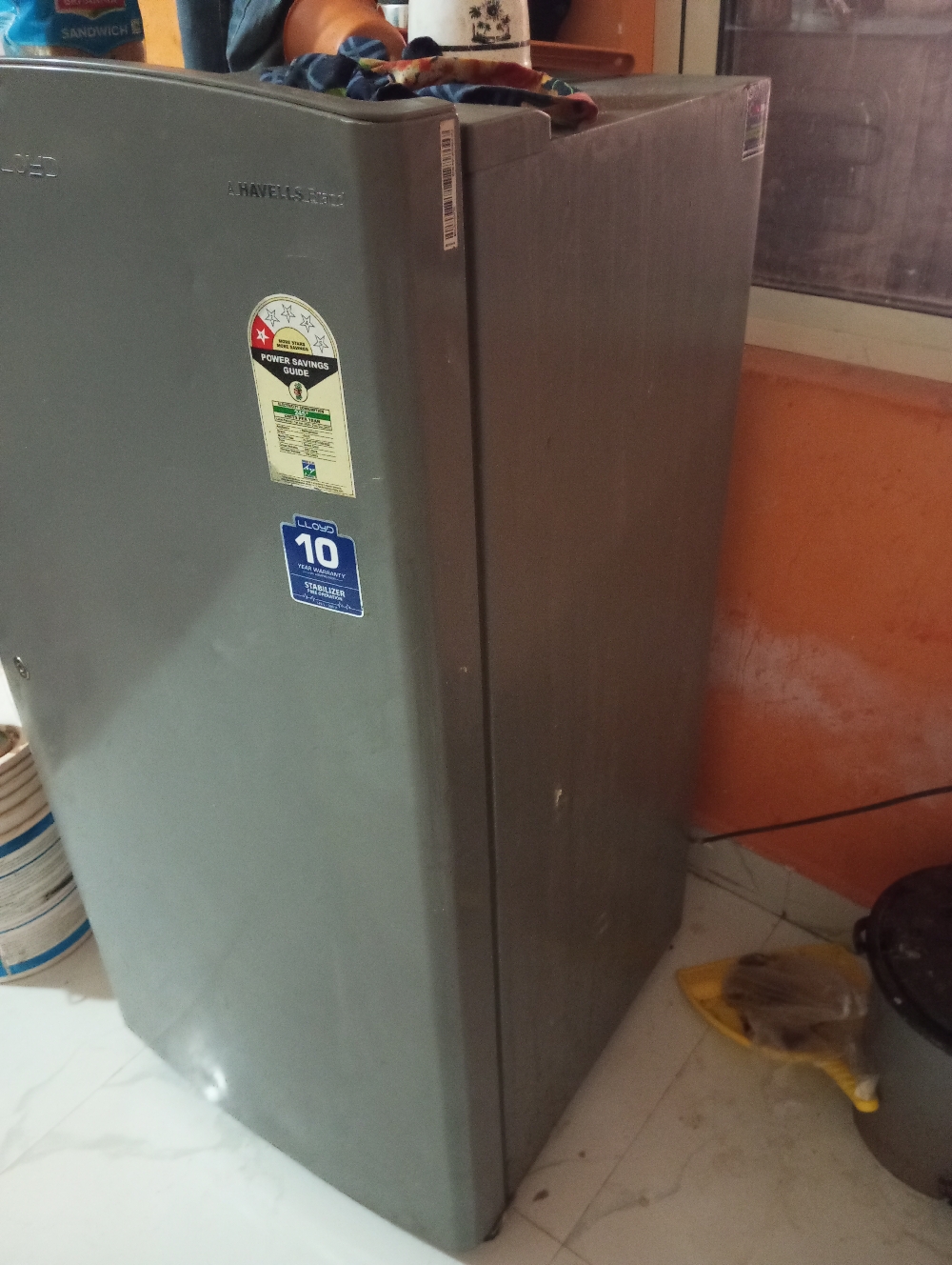 Brand new fridge only 4 months older