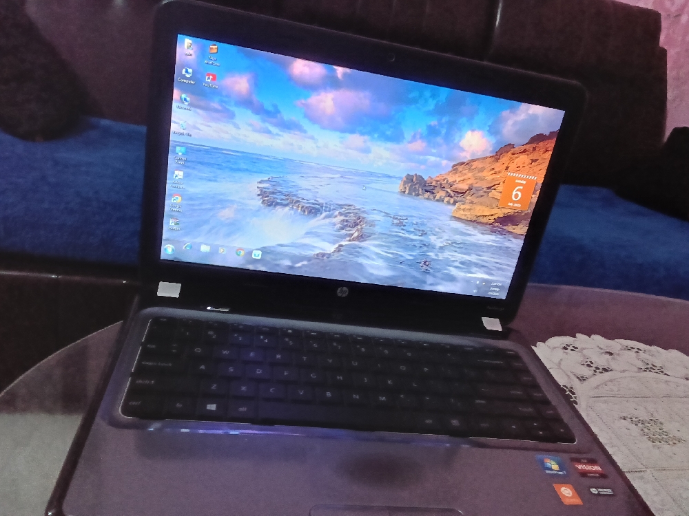 HP laptop 💻 with charger working condition contact me 7983528596