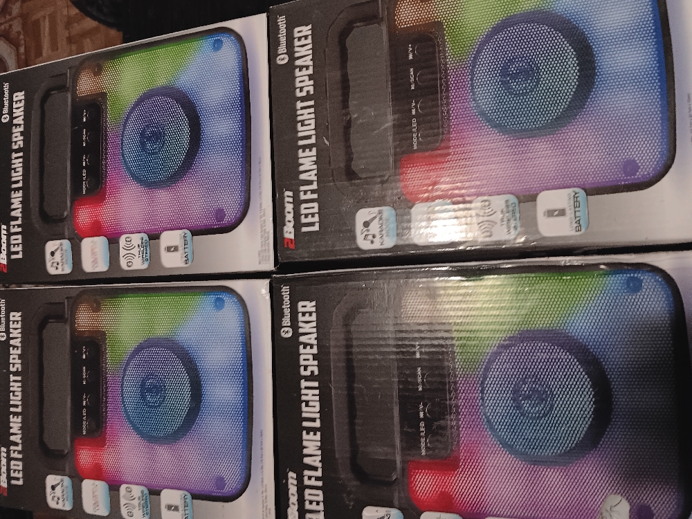 2BOOM WIRELESS LED FLAME LIGHT BLUETOOTH PORTABLE RECHARGEABLE SPEAKER WITH