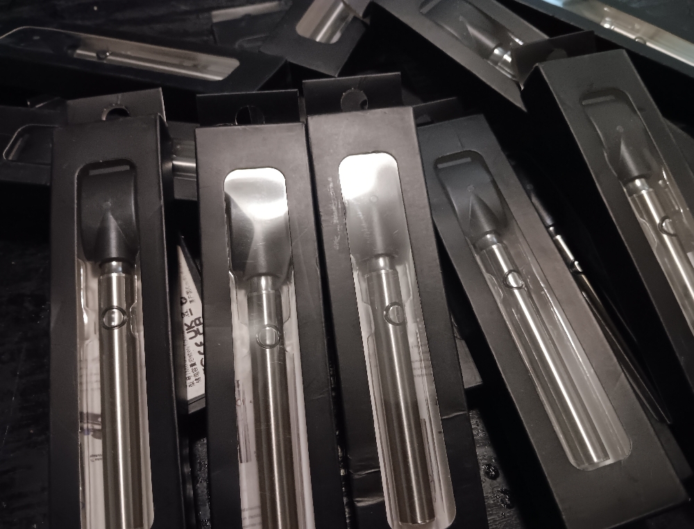 ELECTRIC RECHARGEABLE VAPE EMPTY PENS (EACH) FREE DELIVERY IN NYC