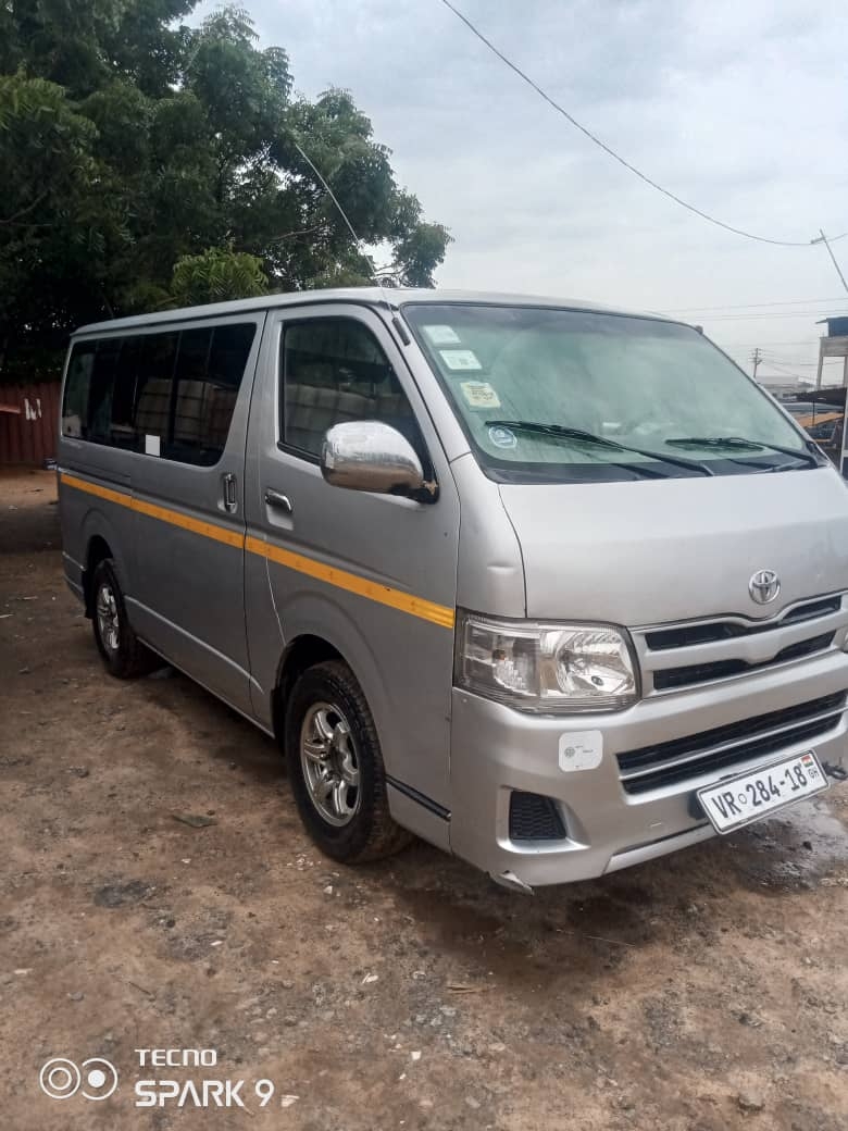 Fairly used Toyota hiace stanbic very neat and fresh looking