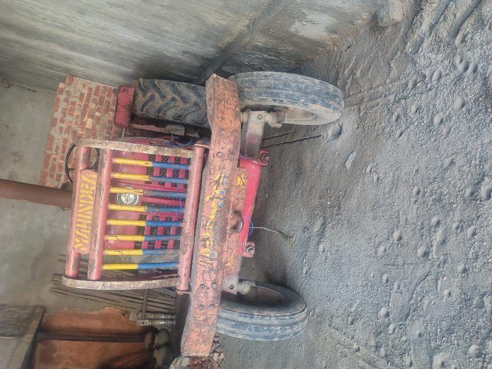 Mahindra 265