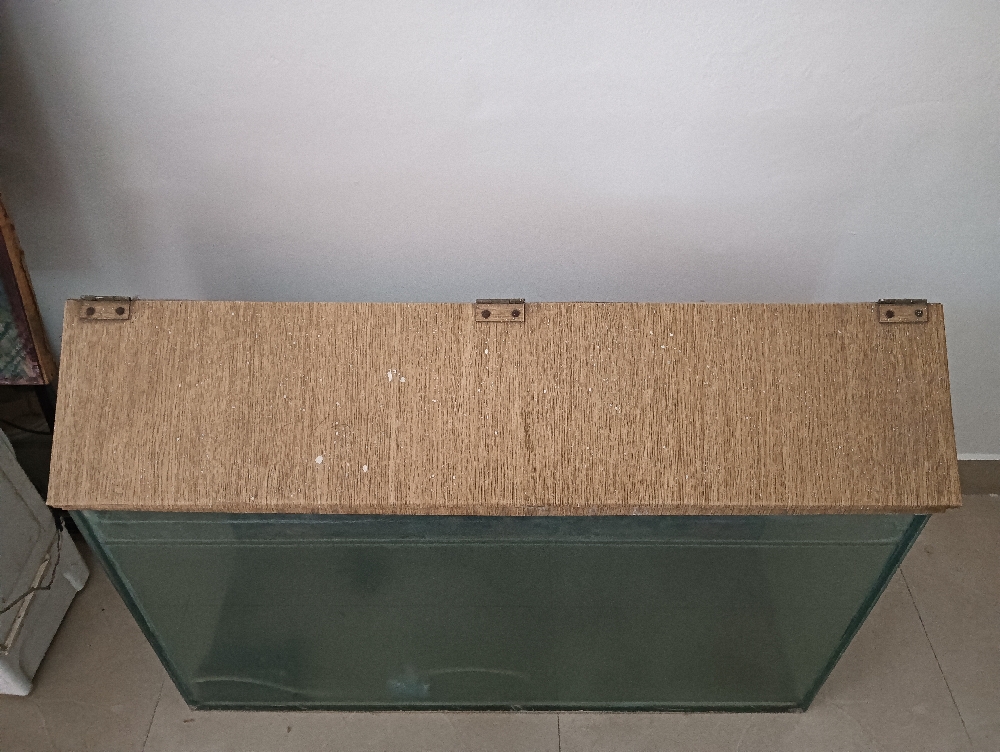 3 feet long 2 feet height thick glass good condition