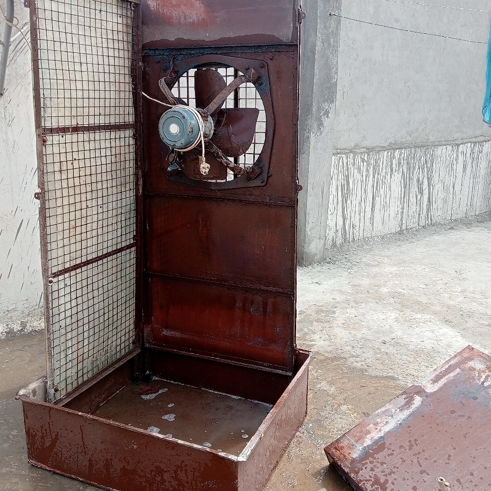 Coolar in a full working condition with a working motor